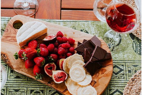 Private Blue Mountains And Wildlife Park Tour From Sydney With Barbecue Lunch - Restaurant Canberra 2