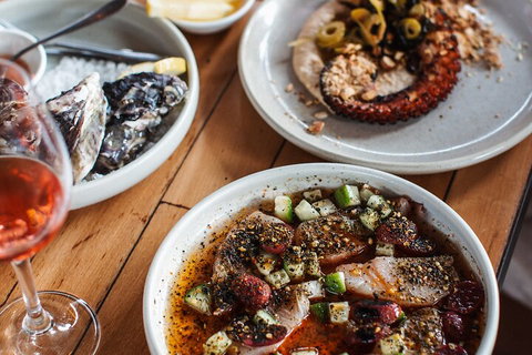 Full-Day Tour To Byron Bay Best Food And Drink Spots - Restaurant Canberra 2