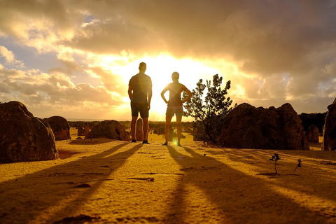 Pinnacle Desert Sunset And Night-time Stargazing Tour From Perth - Restaurant Canberra 1
