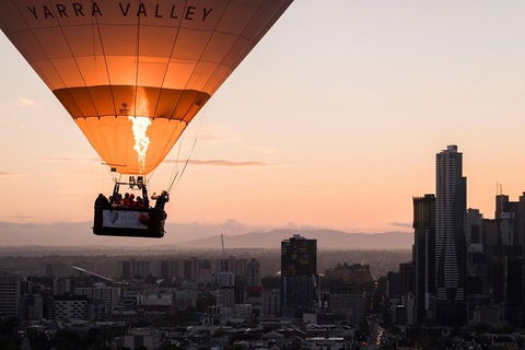 Melbourne Balloon Flight At Sunrise - Restaurant Canberra 5