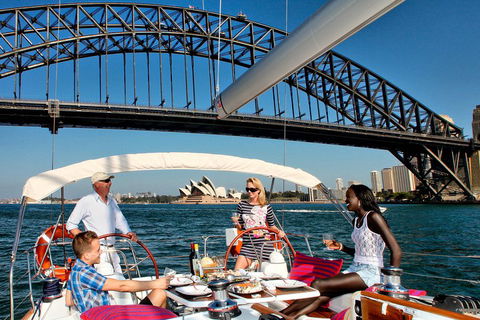Sydney Harbour Luxury Sailing Trip Including Lunch - Restaurant Canberra 2