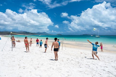 Whitehaven Beach And Hamilton Island Cruise - Restaurant Canberra 0