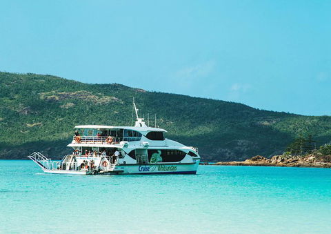 Whitehaven Beach And Hamilton Island Cruise - Restaurant Canberra 4
