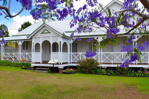 Private Tour To Paronella Park, Historic Village Herberton And Wild Life Wallaby - Restaurant Canberra 5