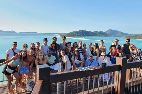 2-Night Whitsunday Islands Sailing Adventure On Trimaran Avatar - Restaurant Canberra 3