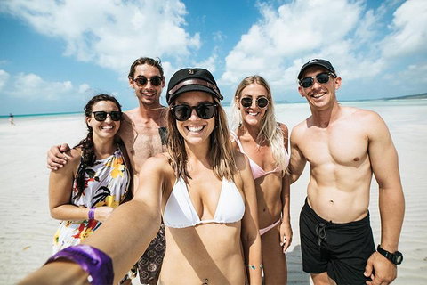 Whitsunday Islands Sailing Adventure - Restaurant Canberra 0