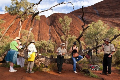 Full Uluru Base Walk At Sunrise Including Breakfast - Restaurant Canberra 5