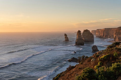 Full-Day Great Ocean Road And 12 Apostles Sunset Tour From Melbourne - Restaurant Canberra 5