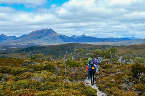 6 Day Trek The Cradle Mountain Overland Track - Restaurant Canberra 5
