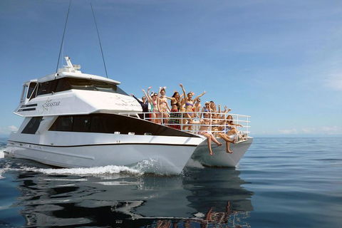 Seastar Luxury Outer Great Barrier Reef Island And Reef Tour From Cairns - Restaurant Canberra 4