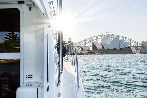 Private Sydney Harbour Lunch Cruise Including Unlimited Drinks - Restaurant Canberra 5