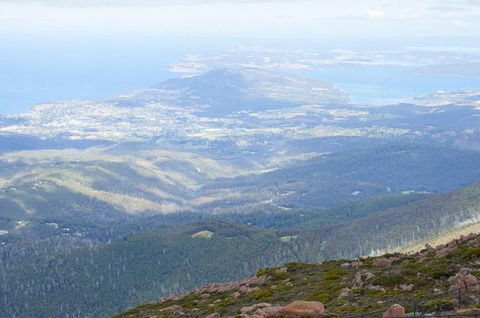 Hobart City Flight Including Mt Wellington And Derwent River - Restaurant Canberra 4