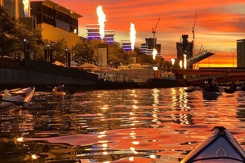 Melbourne Sunset Kayaking Experience With Dinner - Restaurant Canberra 4