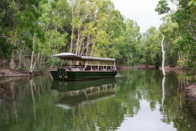 Book Palm Creek Accommodation Vacations Restaurant Canberra Restaurant Canberra