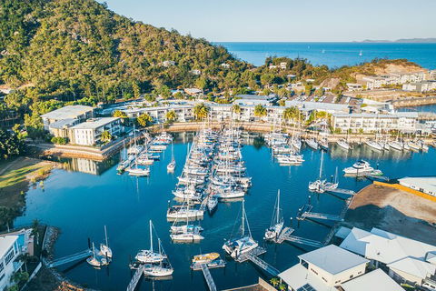 Magnetic Island Round-Trip Ferry From Townsville - Restaurant Canberra 2