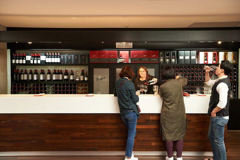 Penfolds Barossa Valley: Make Your Own Wine - Restaurant Canberra 1