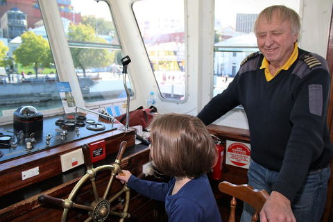 Derwent River Historic Harbour Cruise From Hobart - Restaurant Canberra 4