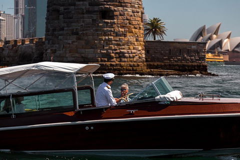 Private Icons And Highlights Cruise Of Sydney Harbour - Restaurant Canberra 3