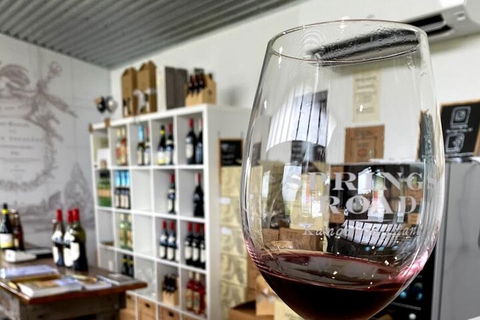 Wine Tour 4WD Tour - Restaurant Canberra 1