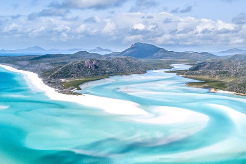 4 Day & 3 Night Whitsunday Islands & Outer Reef Sailing Adventure On Condor - Restaurant Canberra 5