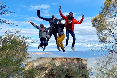 Small-Group Blue Mountains Tour With A Local Guide - Restaurant Canberra 3