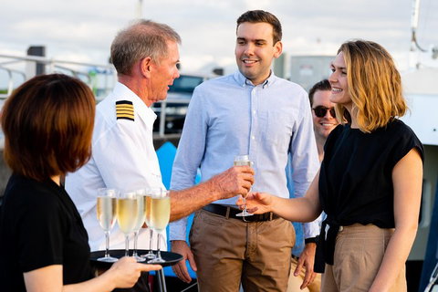Small-Group Afternoon Cairns City Tour With Harbour Dinner Cruise - Restaurant Canberra 5
