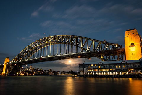 Private Sydney At Night Cruise For Up To Six Guests - Restaurant Canberra 1