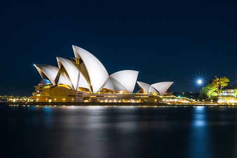 Private Sydney At Night Cruise For Up To Six Guests - Restaurant Canberra 4