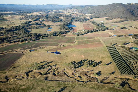 Private Helicopter Flight To Hunter Valley With A La Carte Lunch - For 2 - Restaurant Canberra 5