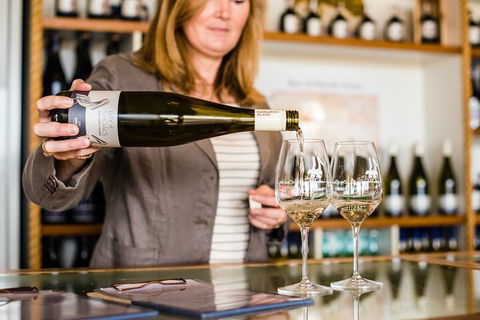 Kangaroo Island Gourmet Food And Wine 4WD Tour - Restaurant Canberra 0