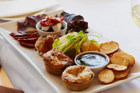 Margaret River Indulge And Discover Day Tour - Restaurant Canberra 3
