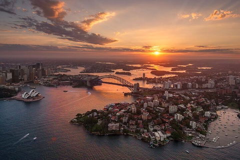 Private Sunset Helicopter Flight Over Sydney & Beaches For 2 Or 3 - 30 Minutes - Restaurant Canberra 4