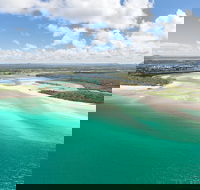 Deluxe Seaplane Tour Noosa to Glasshouse Adventure for 2 with Photobook - Restaurant Canberra