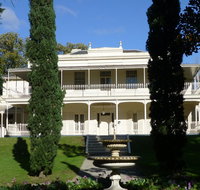 Melbourne City Tour Lifestyle of the Rich and Famous - Restaurant Canberra