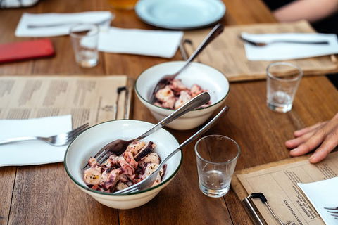 Perth Classic Bites & Local Flavors: Food Tour - Restaurant Canberra 0