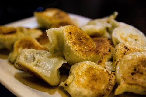 Sydney Food Tour: A Taste Of Chinatown - Restaurant Canberra 3