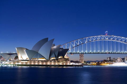 Sydney Self-Guided Audio Tour - Restaurant Canberra 0
