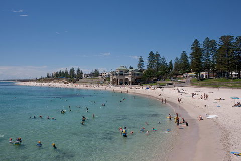 Perth And Fremantle Tour With Optional Swan River Cruise - Restaurant Canberra 2