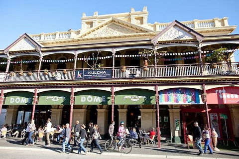 Perth And Fremantle Tour With Optional Swan River Cruise - Restaurant Canberra 3