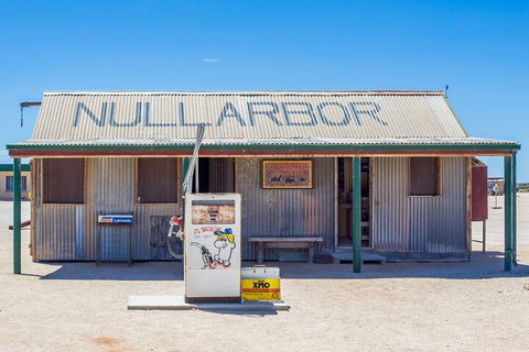 10-Day Adelaide To Perth Adventure Tour - Restaurant Canberra 4