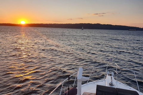 Sydney Harbour Side Restaurant Dinner And Twilight Cruise - Restaurant Canberra 0