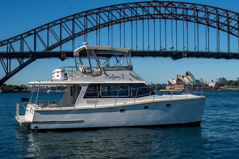 Private Vivid Sydney Harbour Cruise For Up To 20 Guests - Restaurant Canberra 2